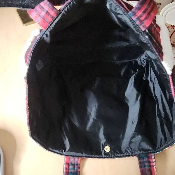 Victoria Secret red plaid holiday tote limited edition 2022 - Picture 6 of 6